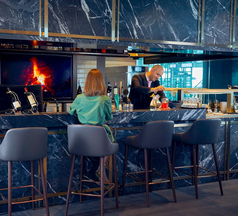 Helsinki Airport (HEL): Premium Lounge Entry