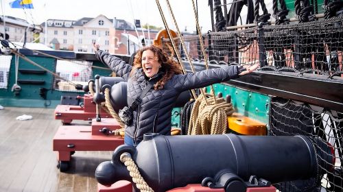 Boston Premium Small Group Driving Tour With Boat Cruise 