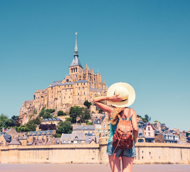 From Paris: Mont Saint Michel Day Trip with a Guide