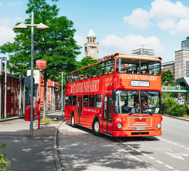 Hamburg: Hop-On Hop-Off Bus with Harbor Cruise