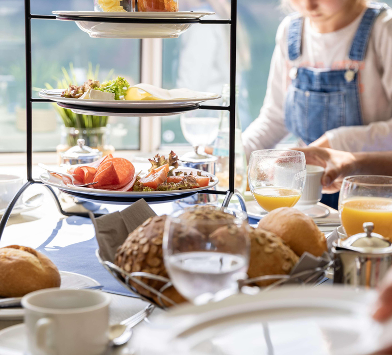 Loreley-Rhinecruise with All-Inclusive Brunch Buffet