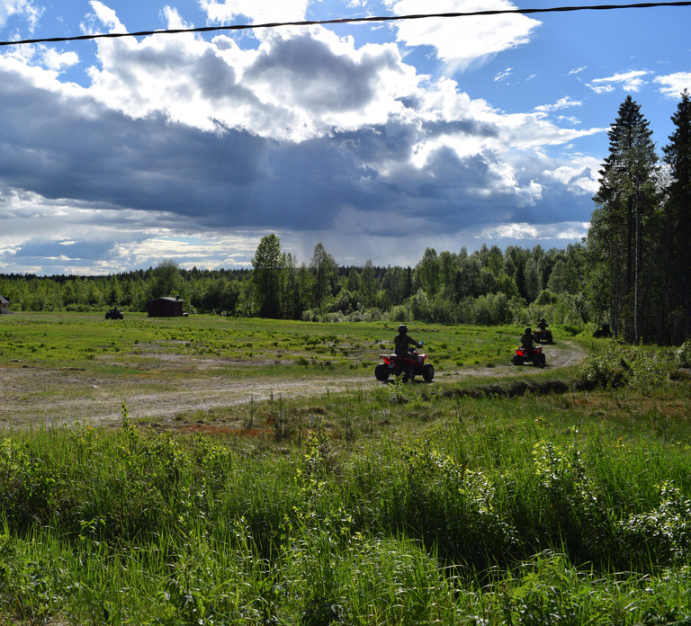 Quad Bike Safari on Tundra in Inari-Saariselka
