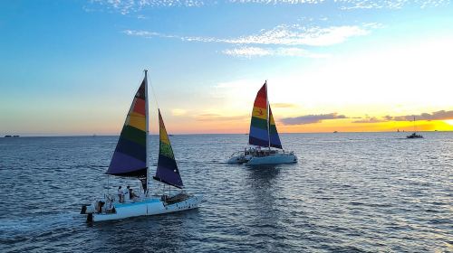 Board from Waikiki Beach: Scenic Sunset Sail on the Hāwea Day Tours