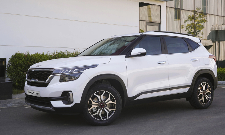 Private Airport Transfer between Cam Ranh (CRX) Airport and Nha Trang