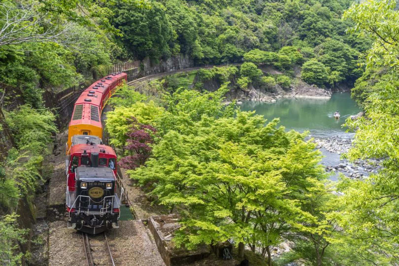Kyoto Arashiyama Little Train Sanzenin Day Tour｜Depart from Osaka Shinsaibashi／Kyoto｜Japan