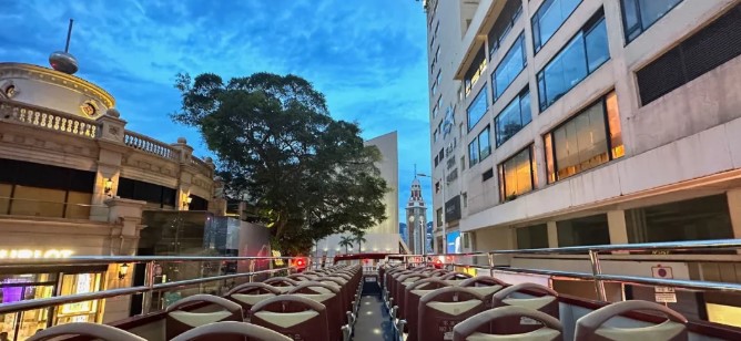 Open-top bus: Hong Kong open-top sightseeing night tour double-decker bus - HolidaySG