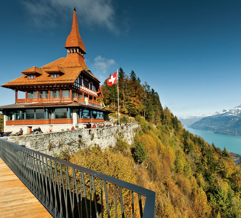 From Zurich: Scenic Interlaken Day Trip by Coach
