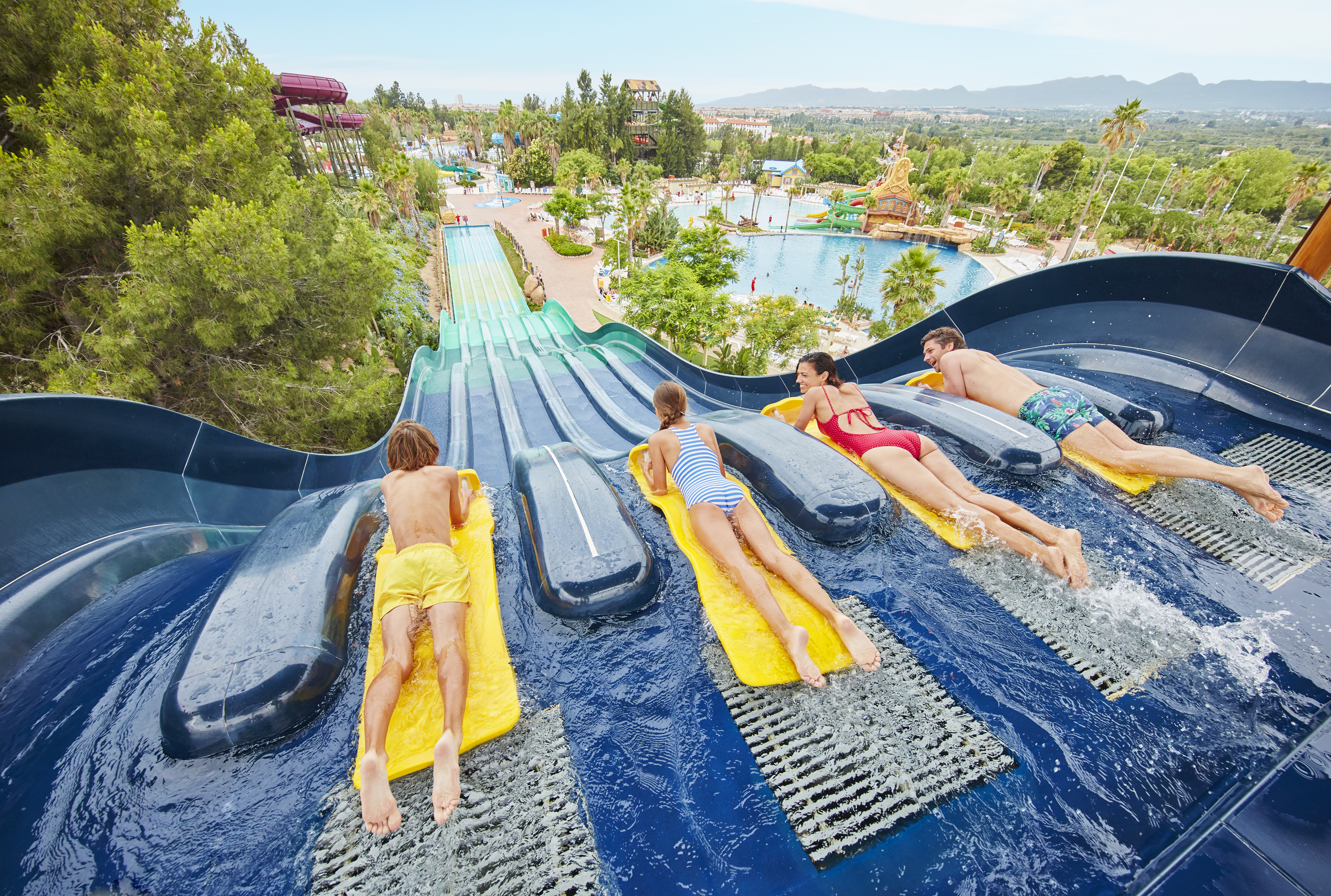 Caribe Aquatic: Entry Ticket + Roundtrip Transport from Barcelona