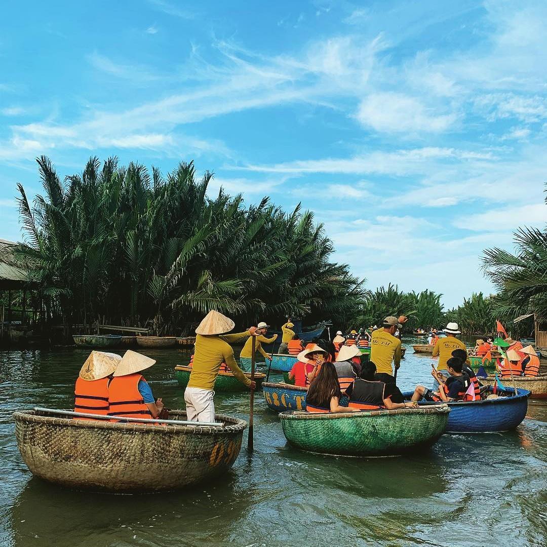 [Combo] Coconut Forest Basket Boat Ride Ticket + Hoi An Memories Show in Hoi An (Eco Ticket)