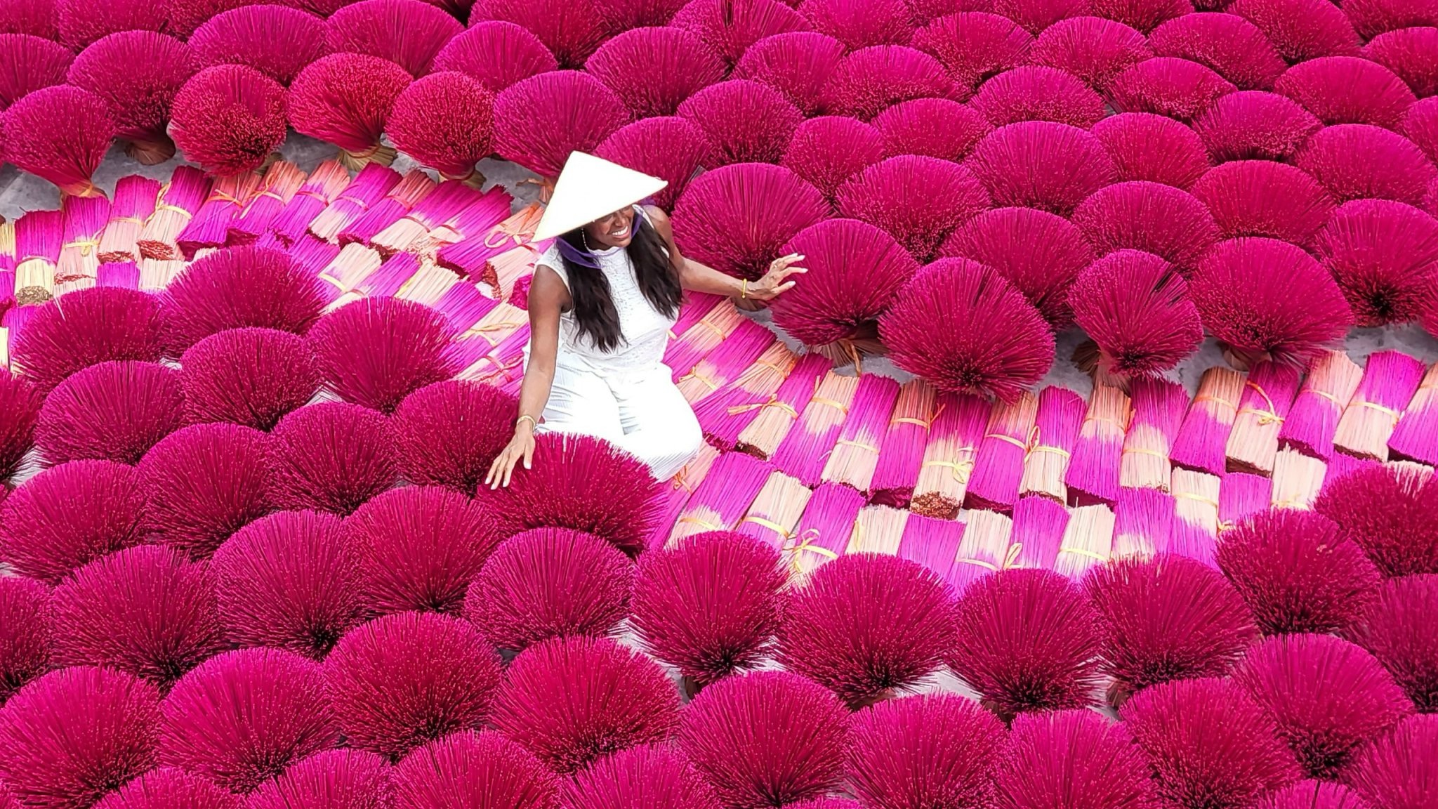 QUANG PHU CAU INCENSE VILLAGE - HOA LU - TRANG AN PRIVATE TOUR - HolidaySG