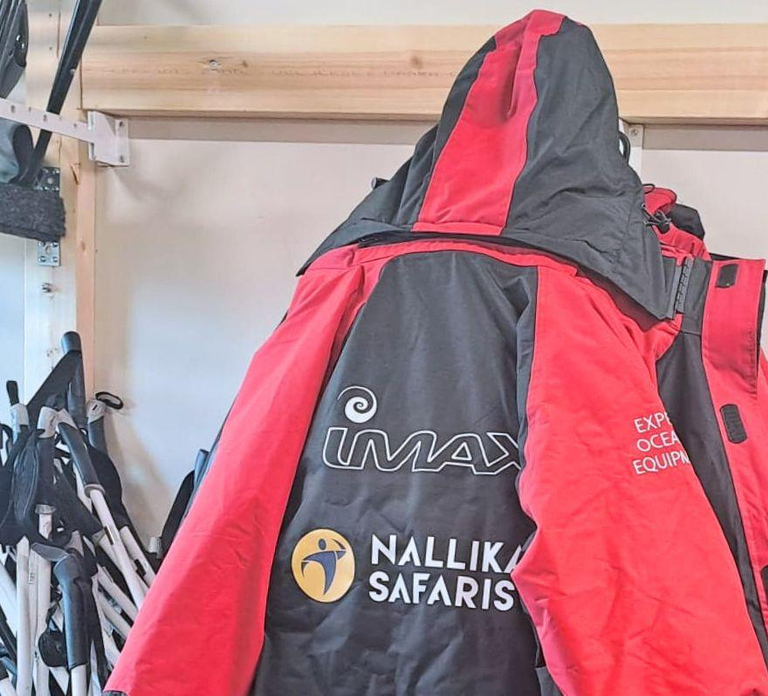 Oulu: Winter Clothing Set – 12 hours Rental