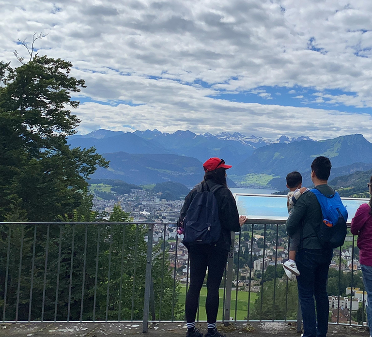Lucerne: Farm Tour and Cheese Tasting