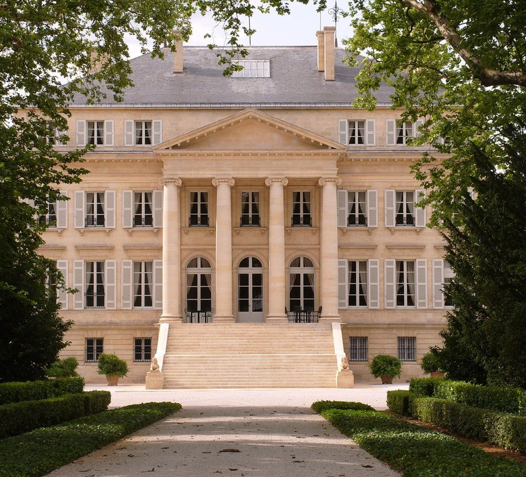 Bordeaux: Half-Day Margaux Tour with Wine Tastings