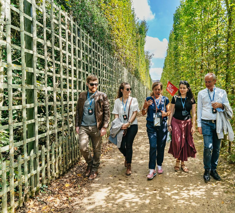 Versailles: Full Tour: Palace, Gardens & Queen’s Estate