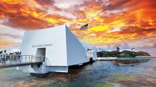 Deluxe Pearl Harbor, Arizona Memorial, and Visitor Center Tour Day Tours