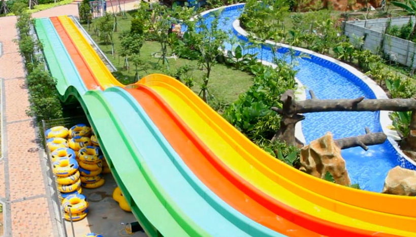 Amanzi Waterpark - HolidaySG