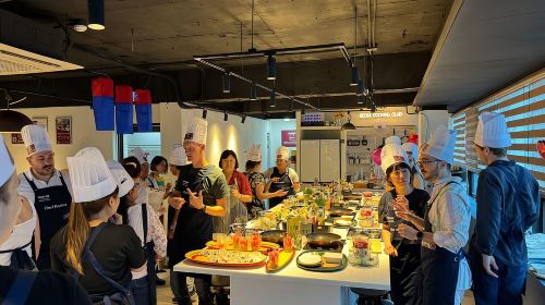 Seoul: Korean Cooking at Seoul Cooking Club! Day Tours