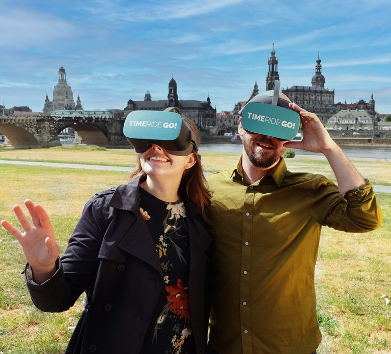 Dresden: Walking Tour with Virtual Reality elements
