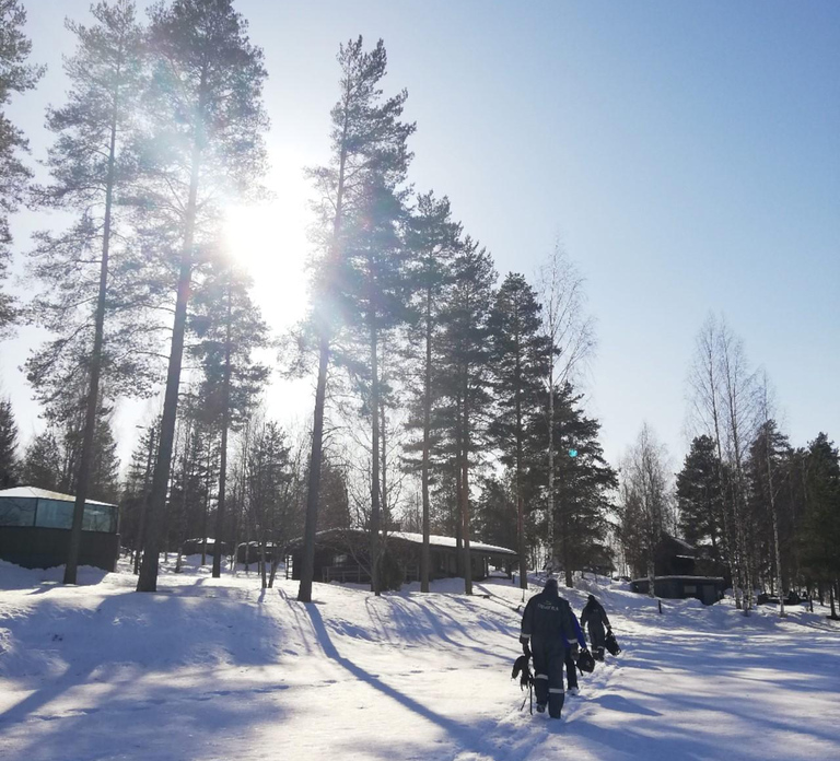 Jyvaskyla: Ice Fishing Experience with a Finnish Guide