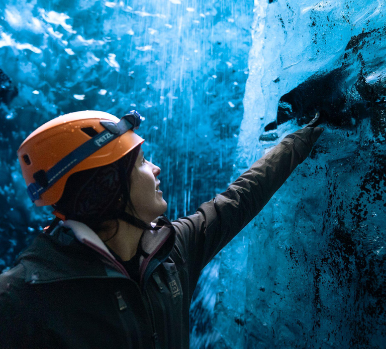 Sólheimajökull: Glacier Hike and Blue Ice Cave Tour