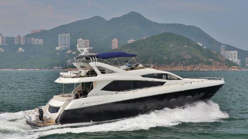 Private Yacht Charter in Hong Kong - The Perfect Choice for Girls' Party on a British-Style Luxury Yacht Transport Passes