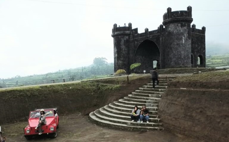 Borobudur & Jogja VW Tour by Apollo - HolidaySG