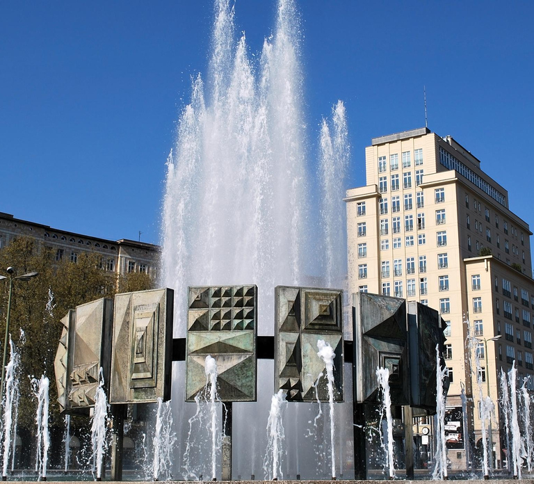 Berlin: Karl-Marx-Allee 2-Hour Tour