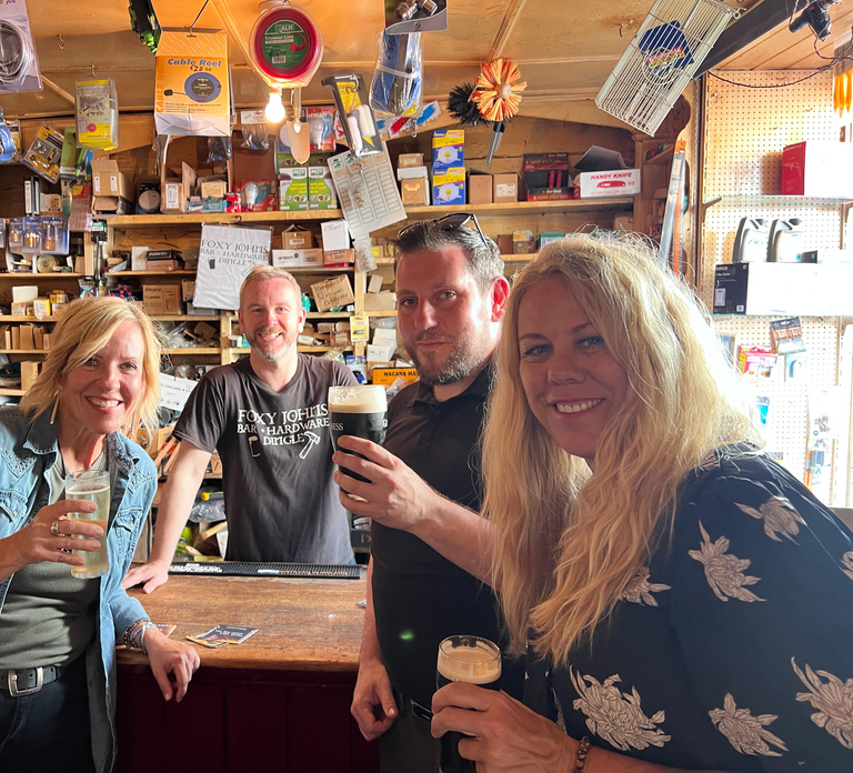 Dingle: Guided Pub Tour with Local Guide