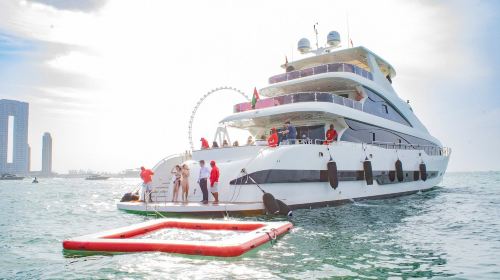 Dubai Xclusive Luxury Shared Marina Yacht Tour 1/2/3 Hours+Live Music+Breakfast/BBQ+ Drinks Optional Transport Passes