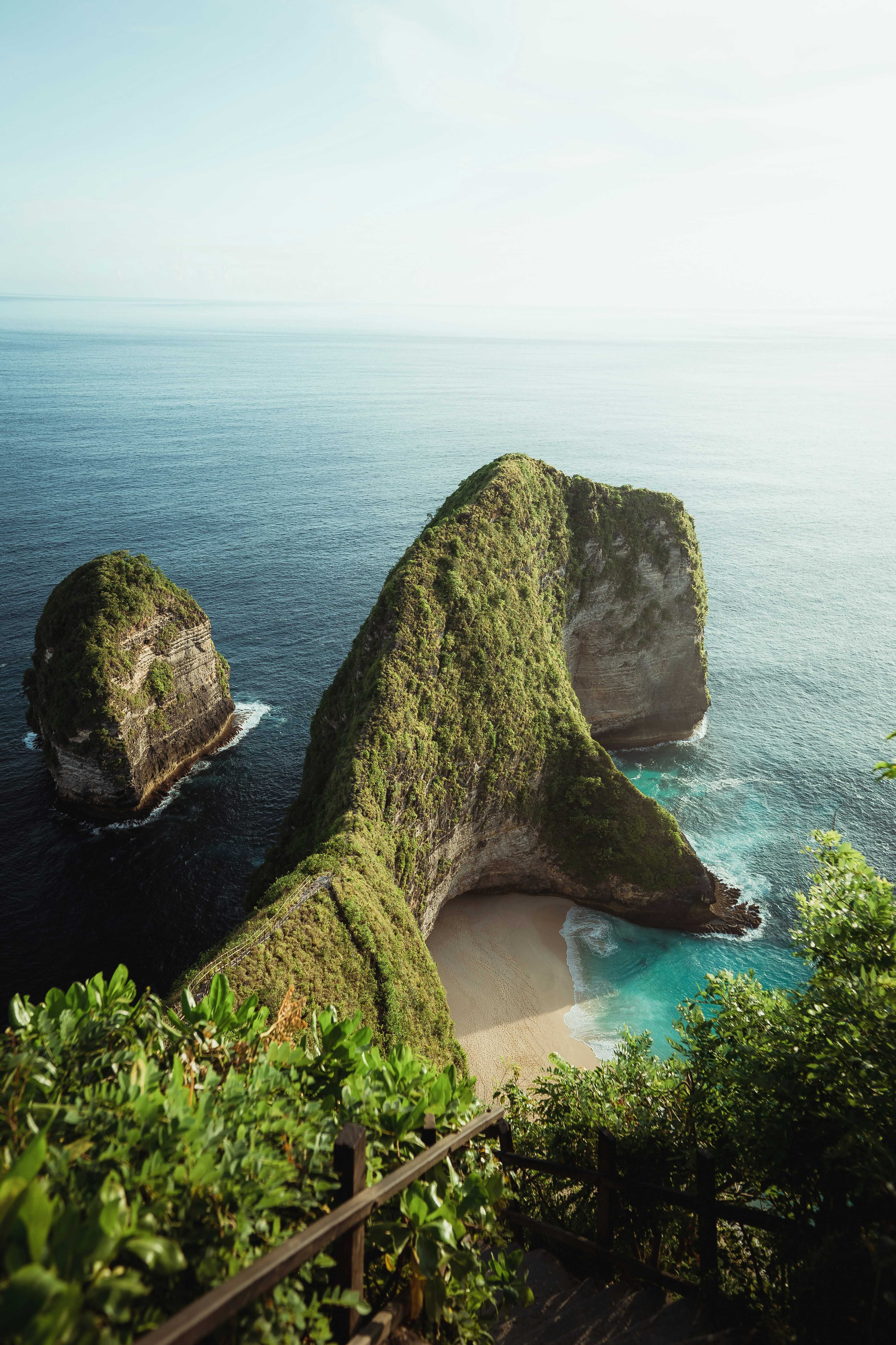 Coastal scenery on a full-day trip around Nusa Penida