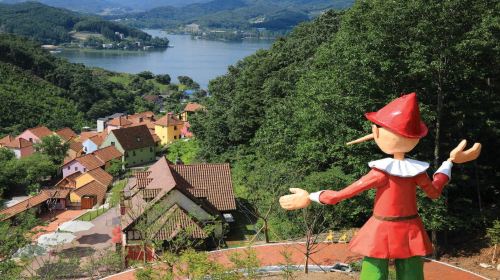 1-day tour to Nami Island + Petite France or Italian Village + Gangchon Rail Bike Day Tours