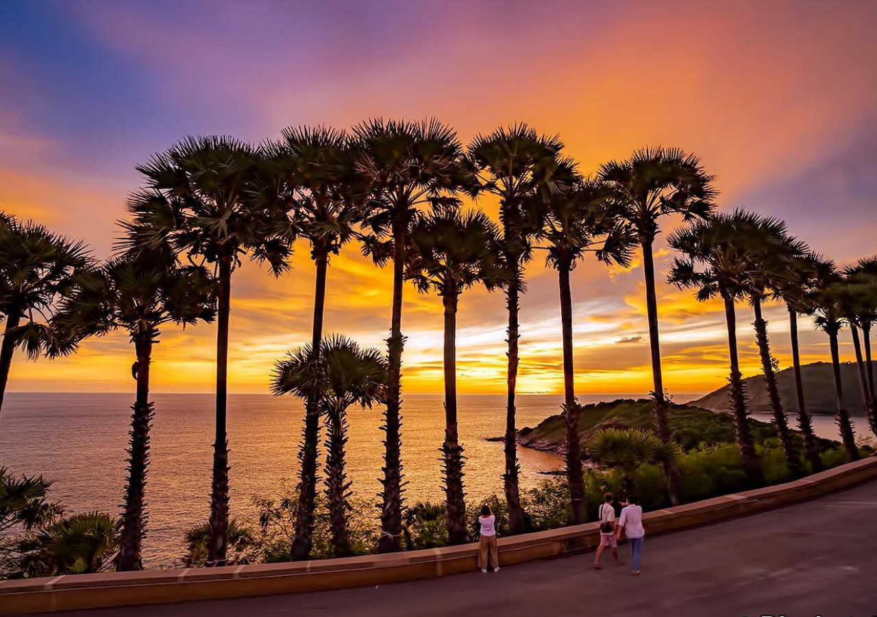 Phuket Sunset and Sea Gypsies Fish Market Tour (included roundtrip transfer in Phuket Island)