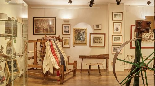 Hash Marihuana & Hemp Museum: Entry Ticket + Audio Guide Day Tours