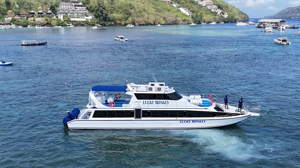 Nusa Penida Fast Boat by Funtasea (International)
