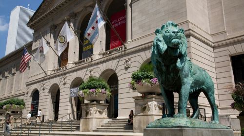 The Art Institute of Chicago: Skip The Line Ticket + Semi-Private Guided Tour