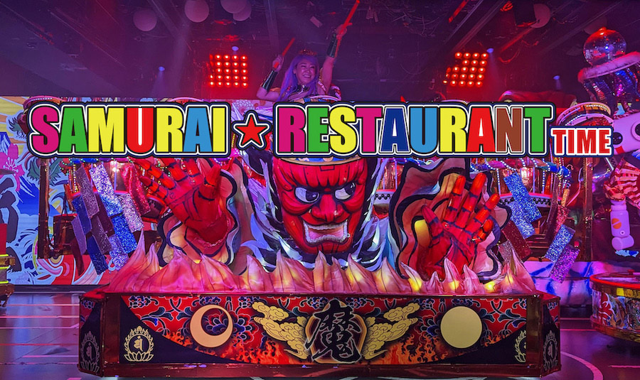 Tokyo Shinjuku: Some Shows! Samurai Restaurant Time Ticket Reservation (2 hours 10 minutes)