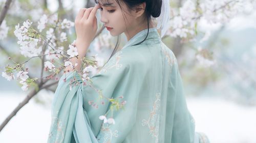 Tainan Travel Photography[Driver and guide + travel photography + wedding photos, aerial photography, micro-film + makeup and Clothes & Accessories+ itinerary customization + unlimited number of peopl