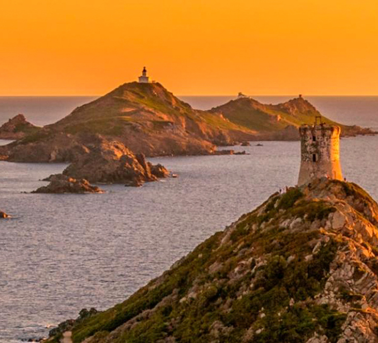 From Ajaccio: Sanguinaires Islands Boat Trip With Aperitif