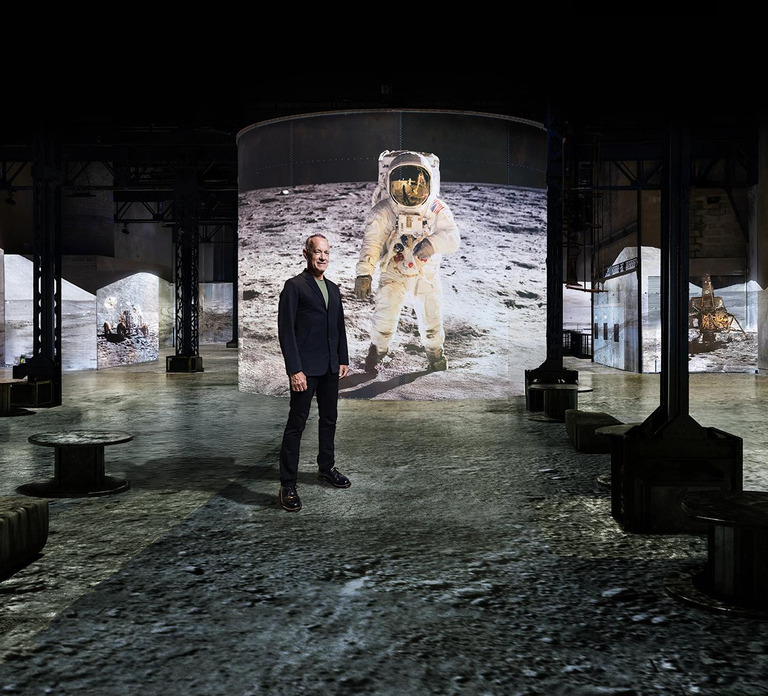 Paris: Atelier des Lumières Destination Lune ticket