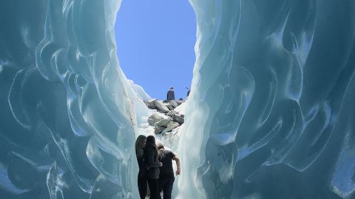 Aoraki / Mount Cook Tasman Glacier Helicopter Hike with Round-Trip Small Plane from Queenstown Day Tours
