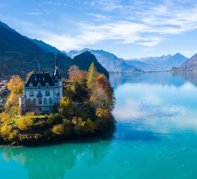 Lucerne: Interlaken & Jungfrau Region Private Tour by Car
