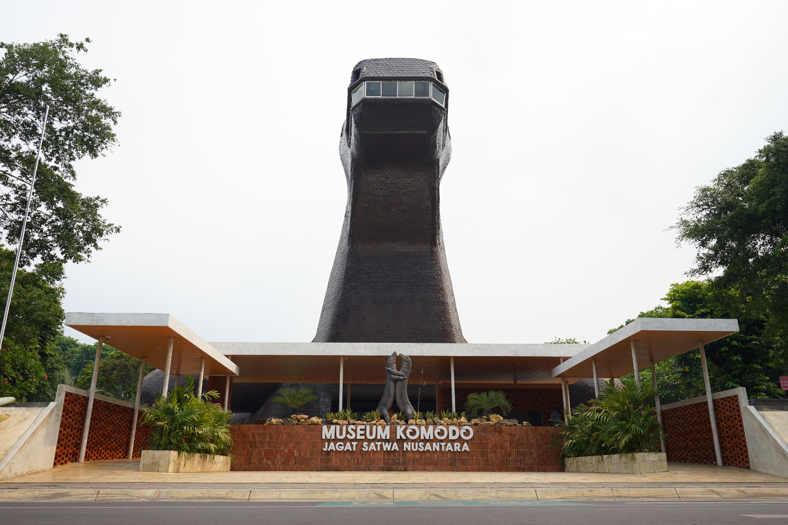 Jagat Satwa Nusantara – Museum Komodo - HolidaySG