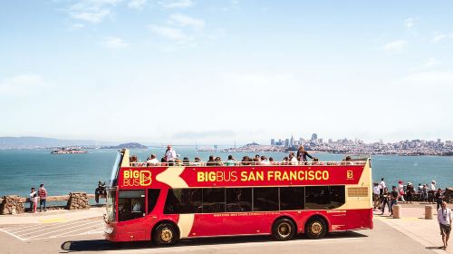 San Francisco: Hop-On Hop-Off Sightseeing Tour with 17 Stops Day Tours