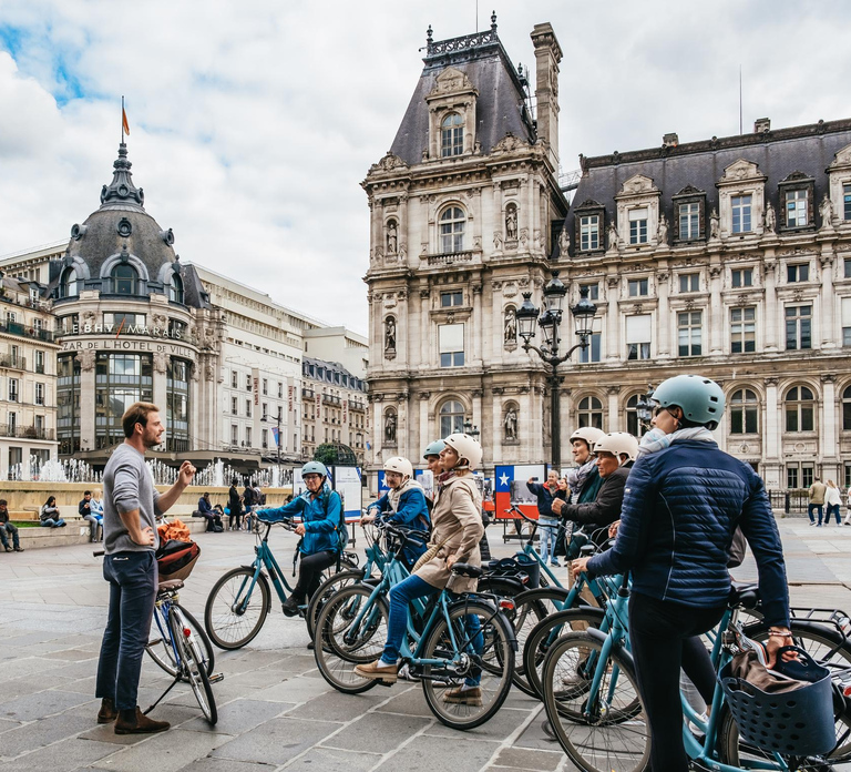 Paris: Charming Nooks and Crannies Bike Tour
