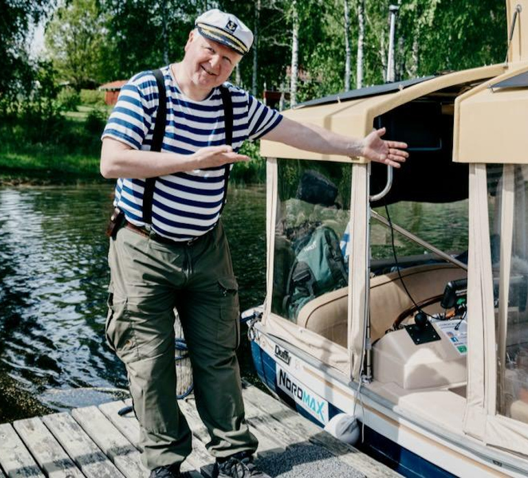 Lake Saimaa story cruise by Ecoboat in Puumala