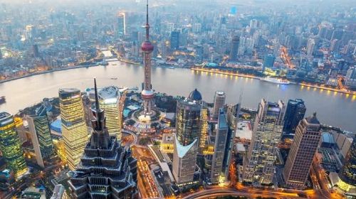 Half-Day Private Tour of Shanghai Bund with River Cruise or Tower View
