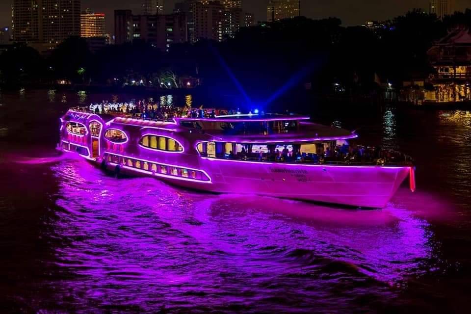 Wonderful Pearl Cruise in Bangkok