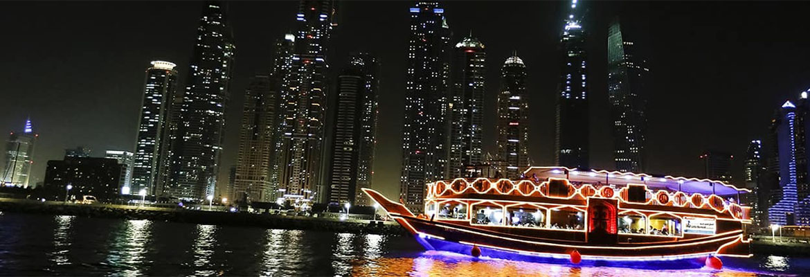 Dhow Cruise Dinner - Marina - HolidaySG