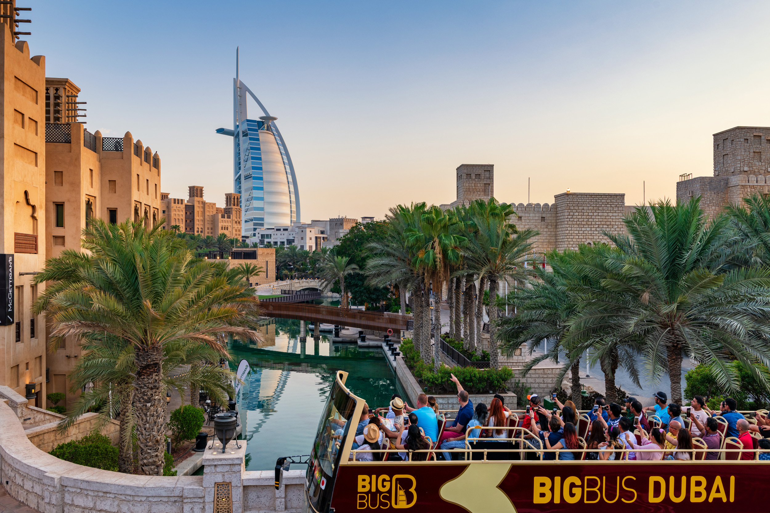 Big Bus Tours - Dubai Night Tour - HolidaySG