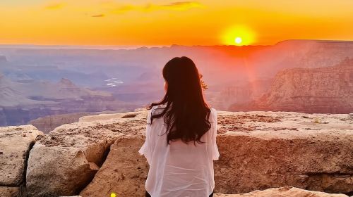 Las Vegas > Grand Canyon Sunrise + Antelope + Horseshoe Bend+ Lake Powell Tour Day Tours